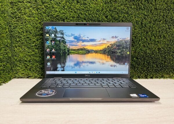 DELL LATITUDE 7320 13.3″ i7 16GB 500GB SSD NVME