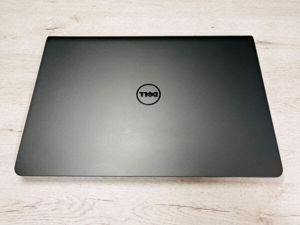 DELL LATITUDE 3550 15.6″ i3 8GB 250GB SSD - Imagen 2