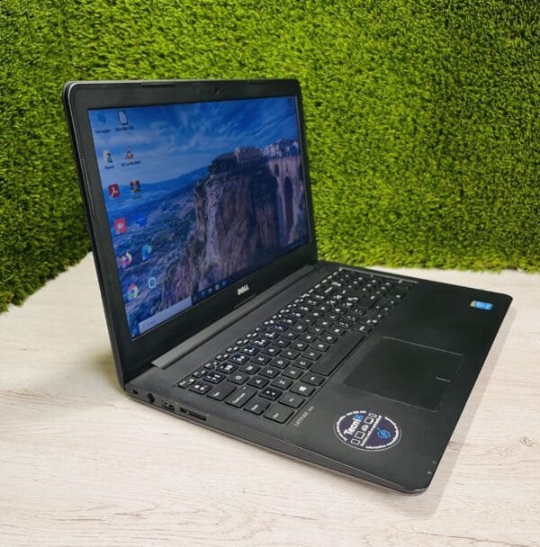 DELL LATITUDE 3550 15.6″ i3 8GB 250GB SSD - Imagen 8