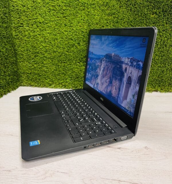 DELL LATITUDE 3550 15.6″ i3 8GB 250GB SSD - Imagen 9