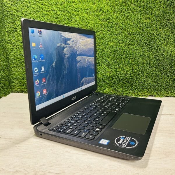 ACER EXTENSA 2540 15.6″ i5 16GB 250GB SSD - Imagen 2