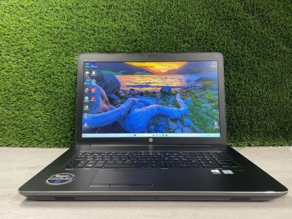 HP ZBOOK STUDIO 17 G3 WORKSTATION 17″ i7 32GB 1TB NVME