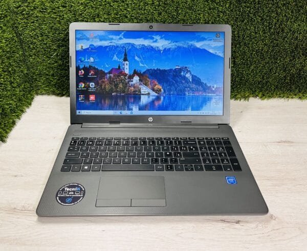 HP 250 G7 15.6″ Celeron N4000 8GB 128GB SSD