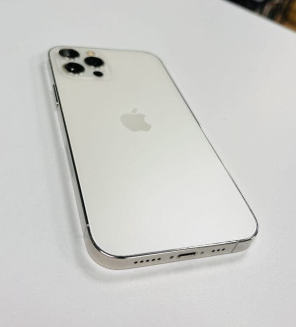 Apple iPhone 12 PRO 256GB Plata - Imagen 2