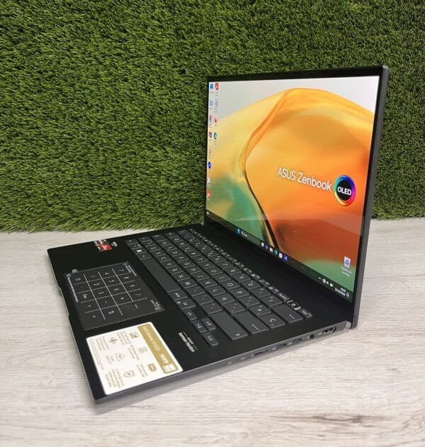 ASUS ZENBOOK 14 UM3402Y 14″ RYZEN5 8GB 500GB SSD - Imagen 5