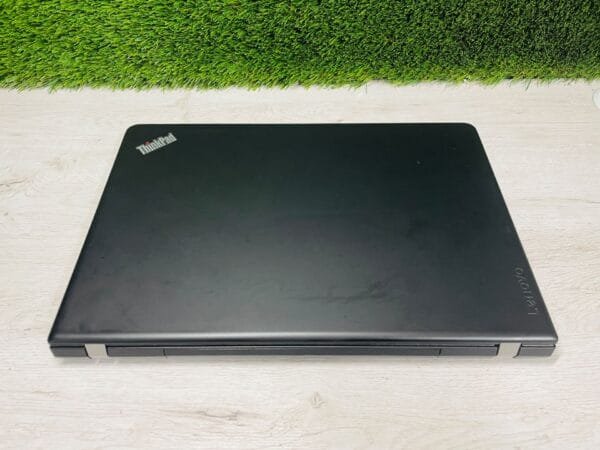 LENOVO THINKPAD E570 15.6″ i5 16GB 250GB SSD - Imagen 2