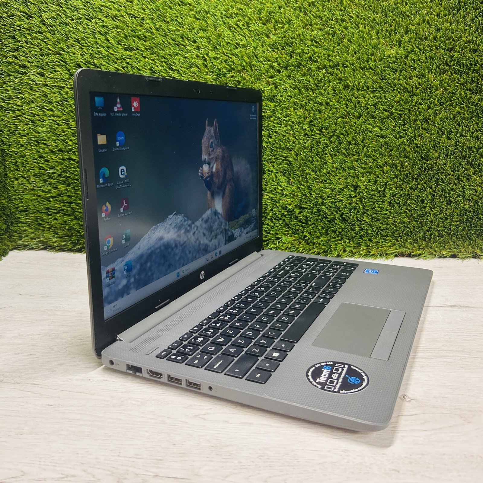 HP 250 G7 15.6″ Celeron N4000 8GB 128GB SSD - Imagen 4