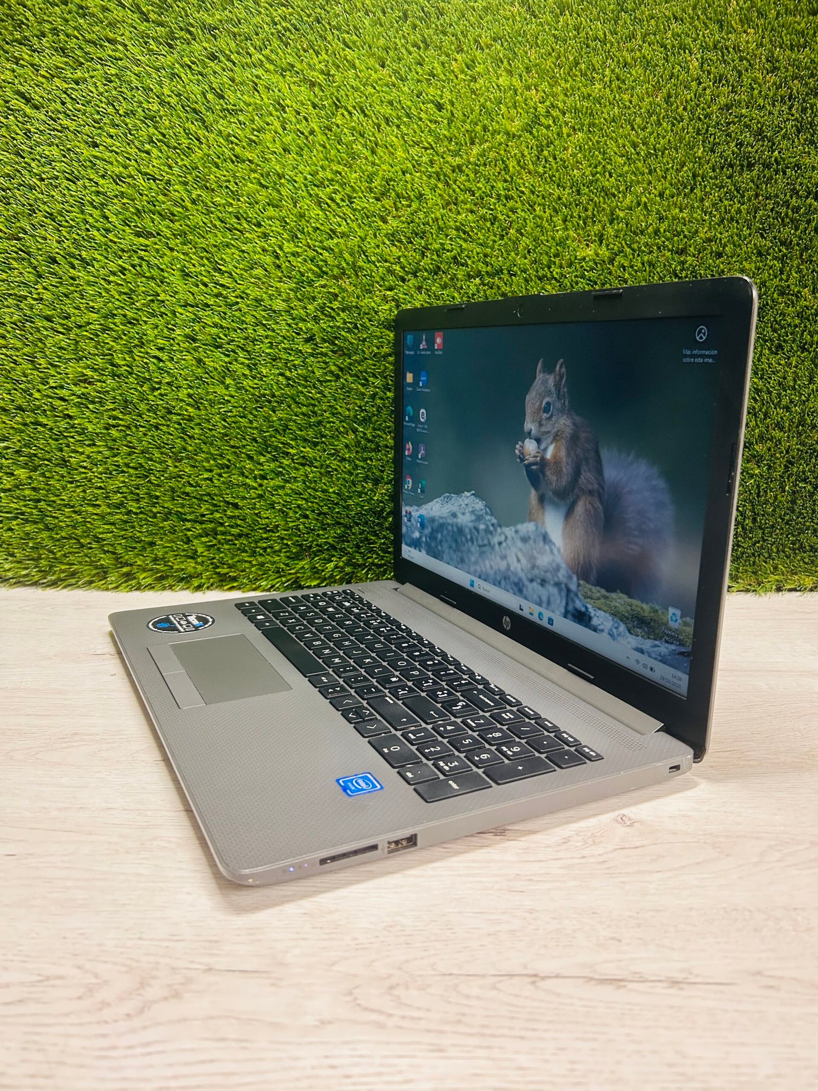 HP 250 G7 15.6″ Celeron N4000 8GB 128GB SSD - Imagen 5