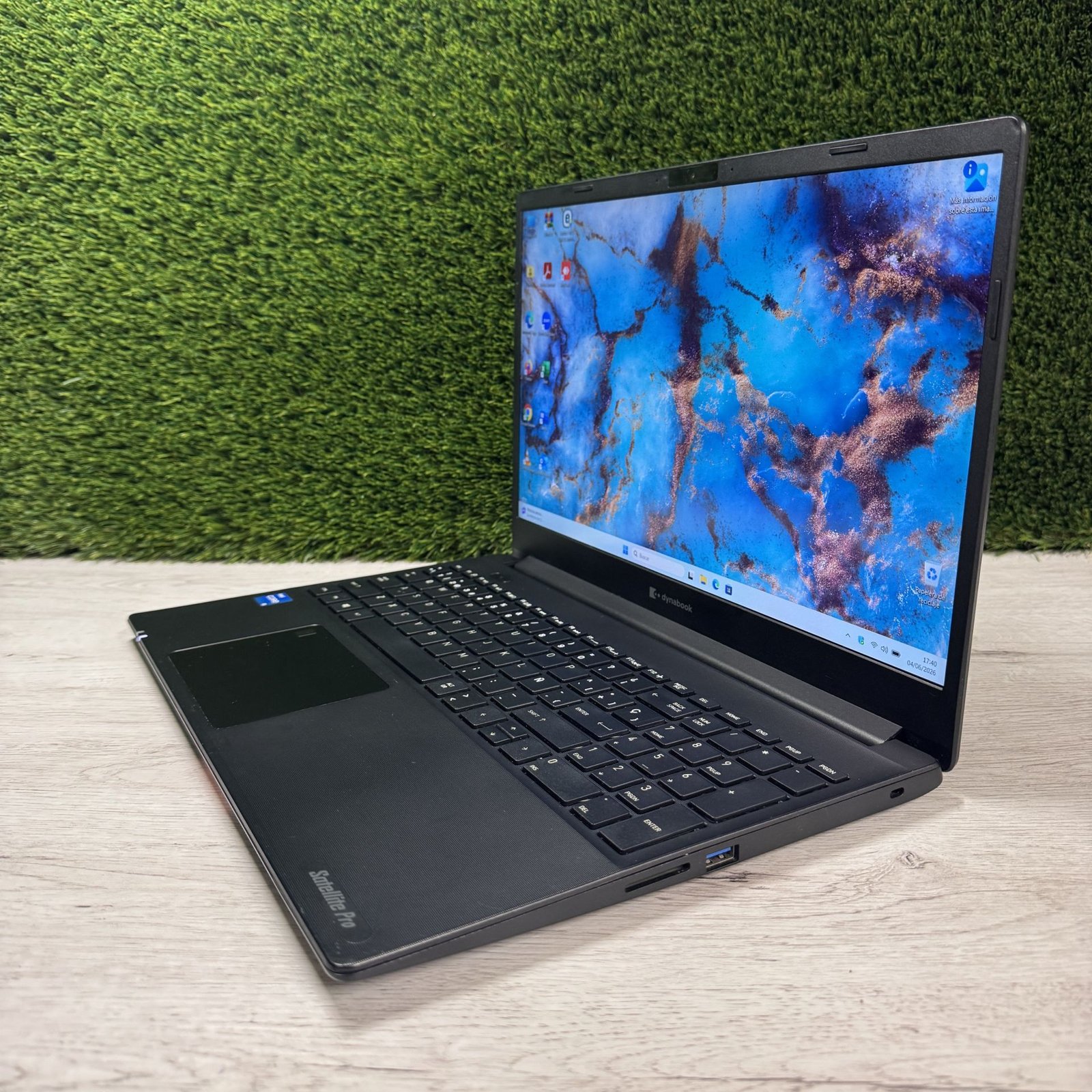 TOSHIBA SATELLITE PRO L50-J 15.6″ i5-1135G7 16GB 256GB SSD - Imagen 4