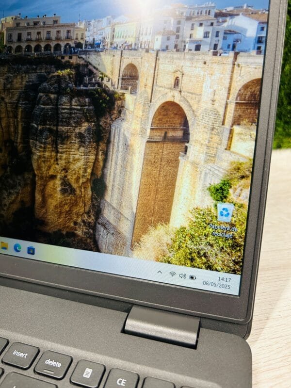 DELL LATITUDE 3520 15.6″ i5 16GB 512GB SSD - Imagen 5