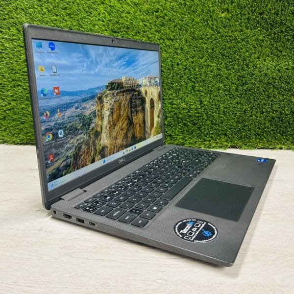 DELL LATITUDE 3520 15.6″ i5 16GB 512GB SSD - Imagen 3
