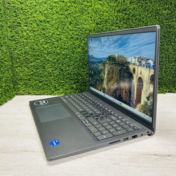 DELL VOSTRO 15 3510 15.6″ i5 16GB 500GB SSD - Imagen 4