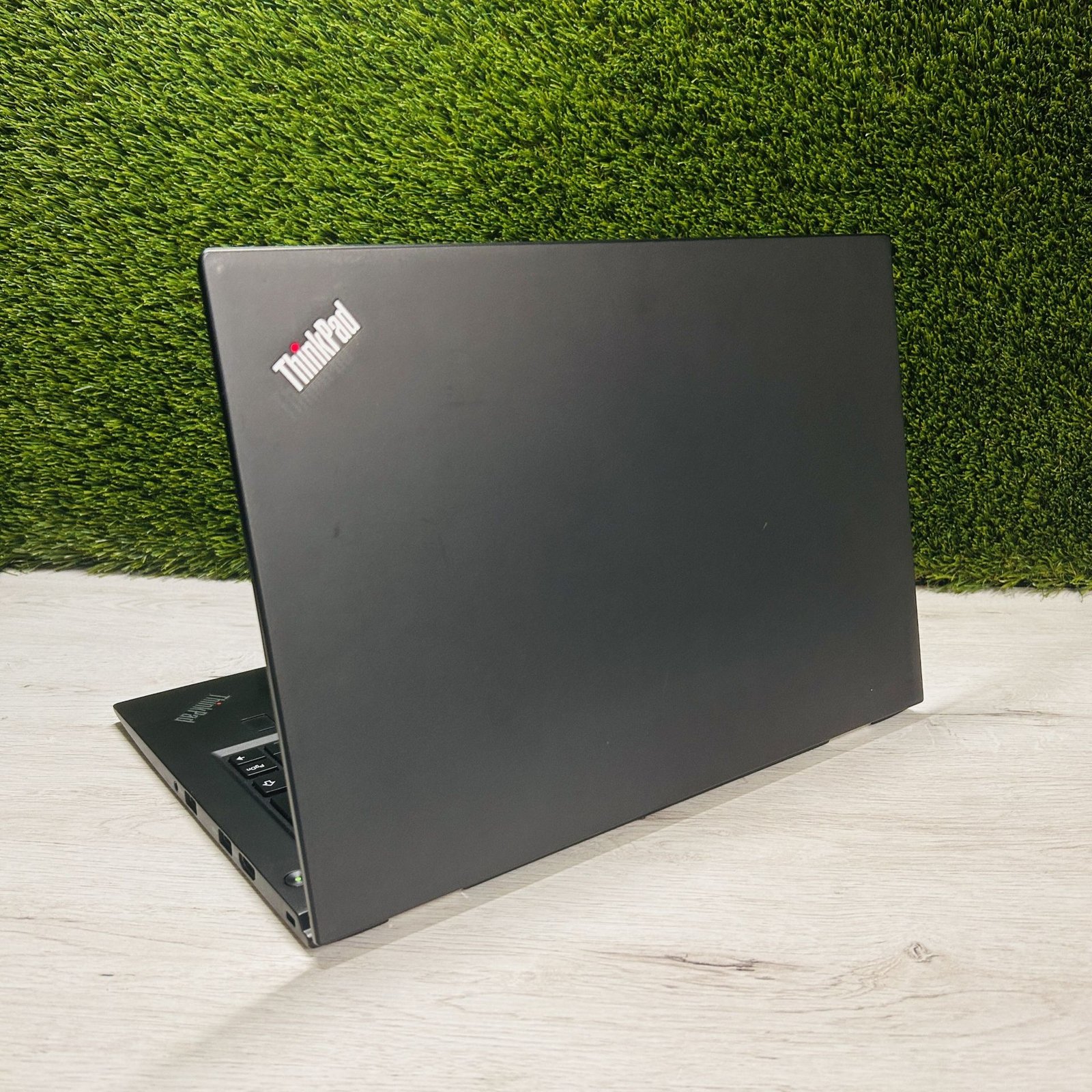 LENOVO THINKPAD X1 CARBON G4 14″ i5 8GB 256GB SSD - Imagen 3