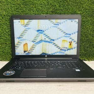 HP ZBOOK STUDIO 17 G3 WORKSTATION 17″ XEON E3 32GB 512GB NVME