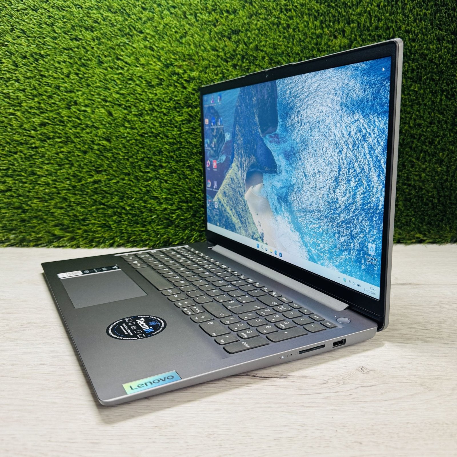 LENOVO IDEAPAD 3 15ALC6 15.6″ Ryzen 5 5500U 12GB 256GB SSD - Imagen 6