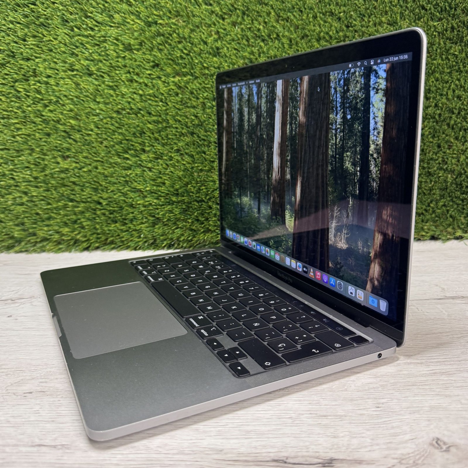 APPLE MACBOOK PRO 2020 A2289 13.3″ i7 16GB 256GB SSD con TouchBar - Imagen 4