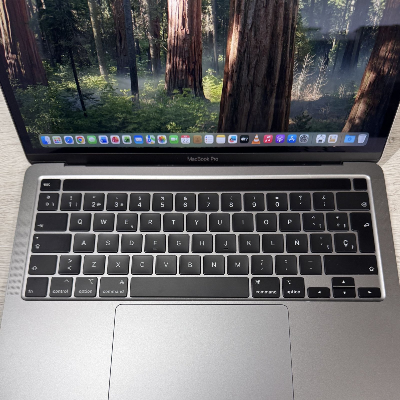 APPLE MACBOOK PRO 2020 A2289 13.3″ i7 16GB 256GB SSD con TouchBar - Imagen 5