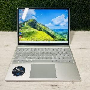 MICROSOFT SURFACE LAPTOP 2 12.4″ i5 16GB 256GB SSD
