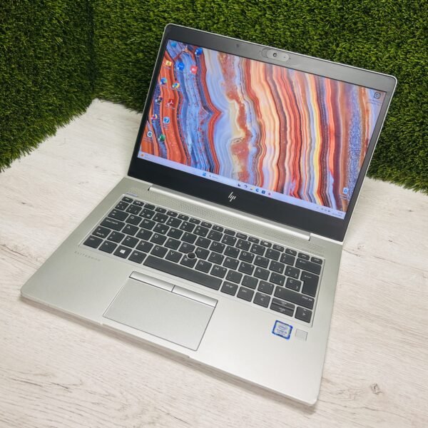 HP ELITEBOOK 830 G5 13″ Intel Core i5 16GB 256GB SSD - Imagen 5