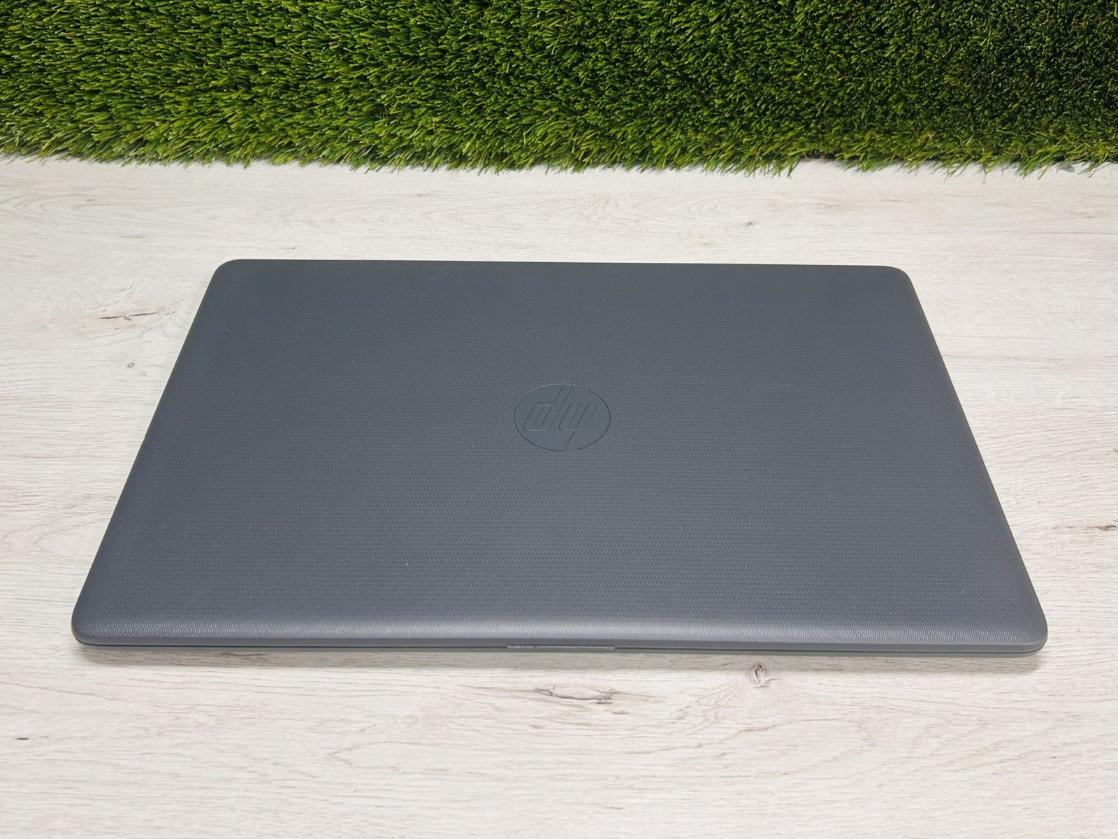 HP 250 G7 15.6″ i5 12GB 256GB SSD - Imagen 3
