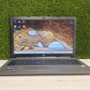 HP 250 G7 15.6″ i5 16GB 256GB SSD