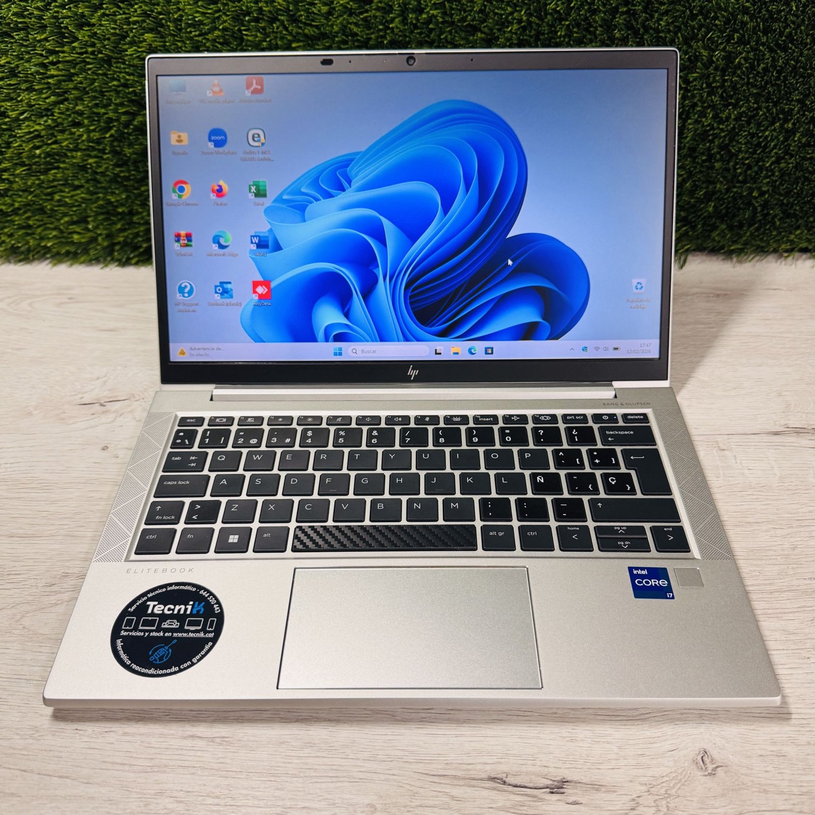 HP ELITEBOOK 830 G8 13″ Intel Core i7 16GB 256GB SSD - Imagen 2
