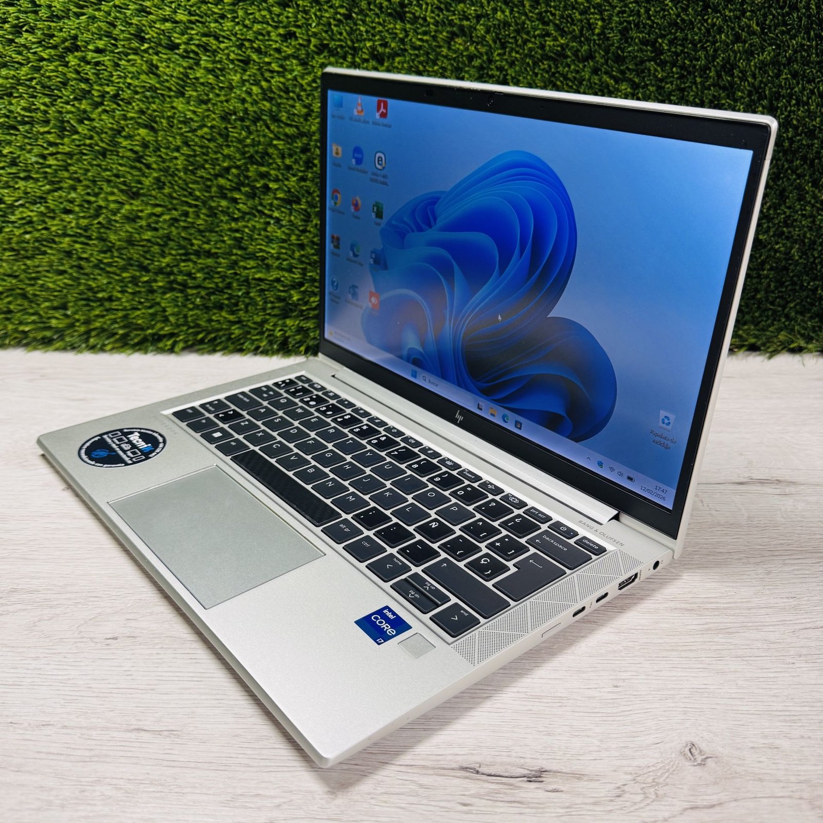 HP ELITEBOOK 830 G8 13″ Intel Core i7 16GB 256GB SSD - Imagen 5