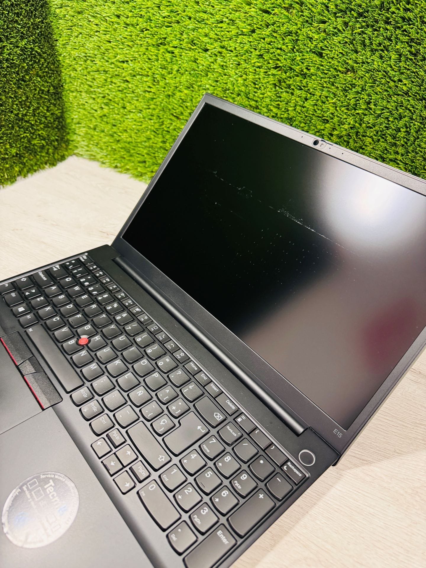 LENOVO THINKPAD E15 G2 15.6″ Ryzen 5 16GB 512GB SSD - Imagen 2