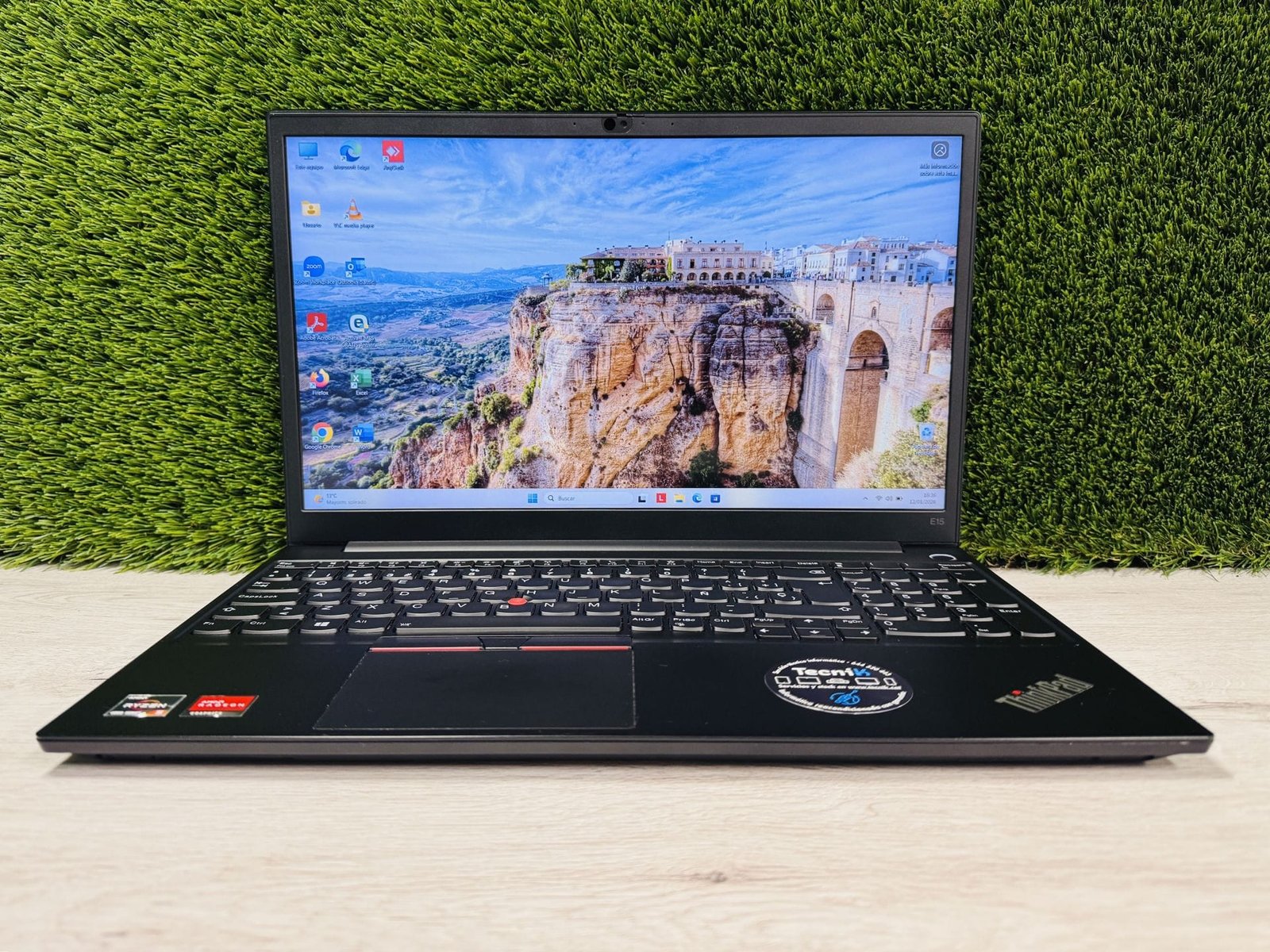 LENOVO THINKPAD E15 G2 15.6″ Ryzen 5 16GB 512GB SSD