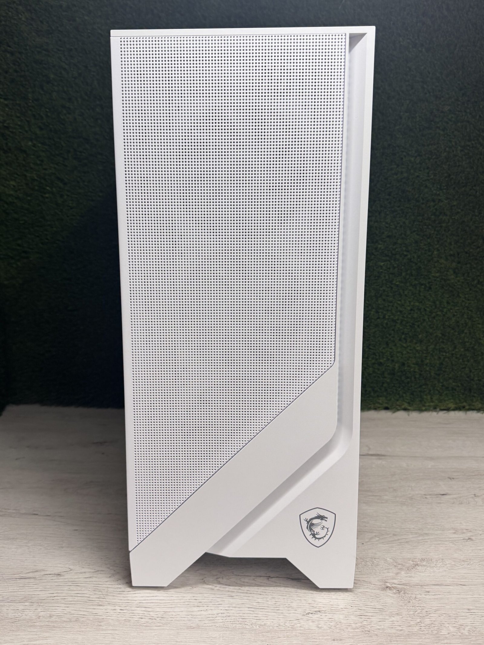 PC GAMING MSI FORGE 320R AIR FLOW WHITE i5-12400F 16GB 1TB SSD + 1TB HDD - EQUIPO NUEVO - Imagen 4