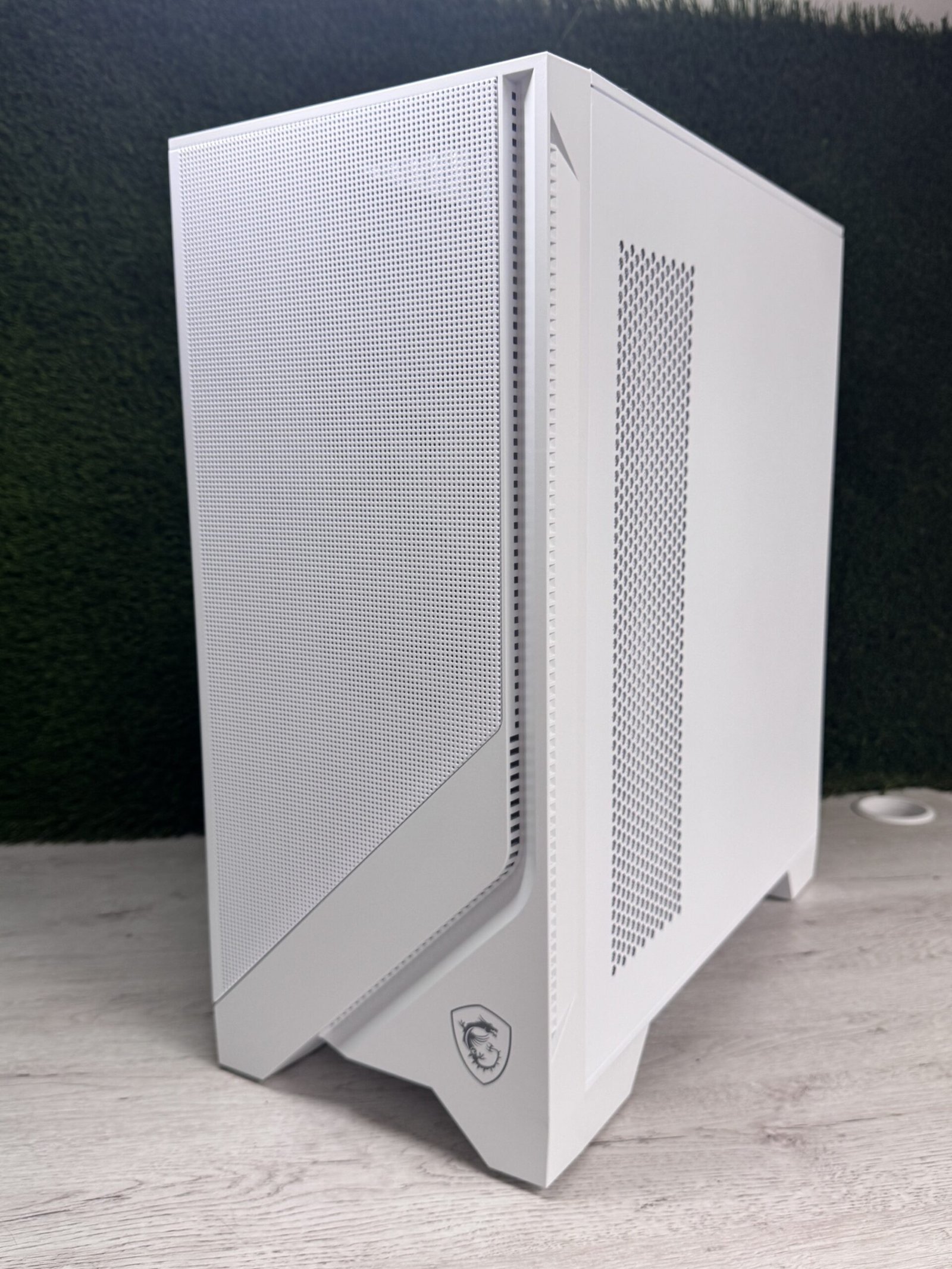 PC GAMING MSI FORGE 320R AIR FLOW WHITE i5-12400F 16GB 1TB SSD + 1TB HDD - EQUIPO NUEVO