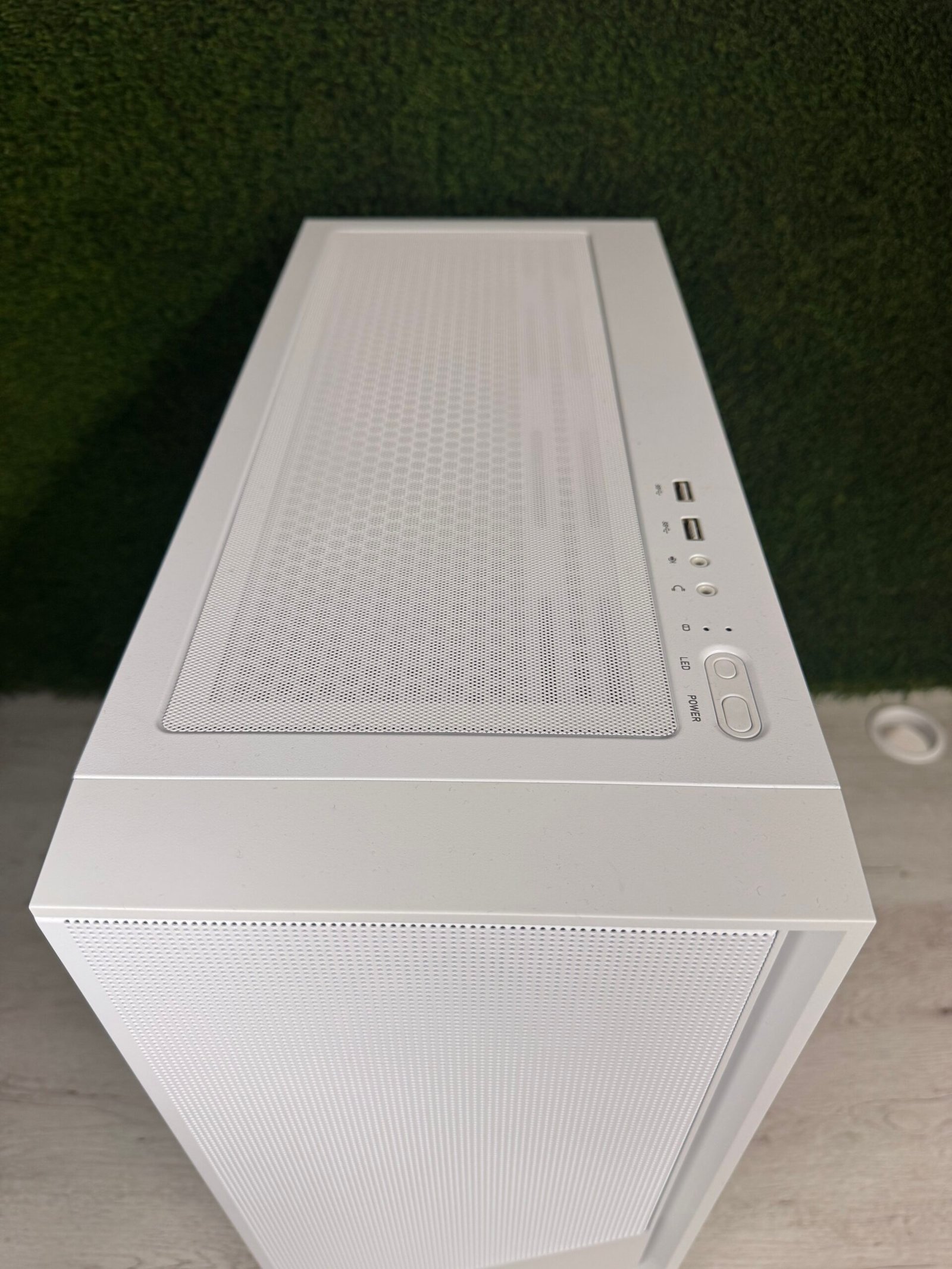 PC GAMING MSI FORGE 320R AIR FLOW WHITE i5-12400F 16GB 1TB SSD + 1TB HDD - EQUIPO NUEVO - Imagen 5