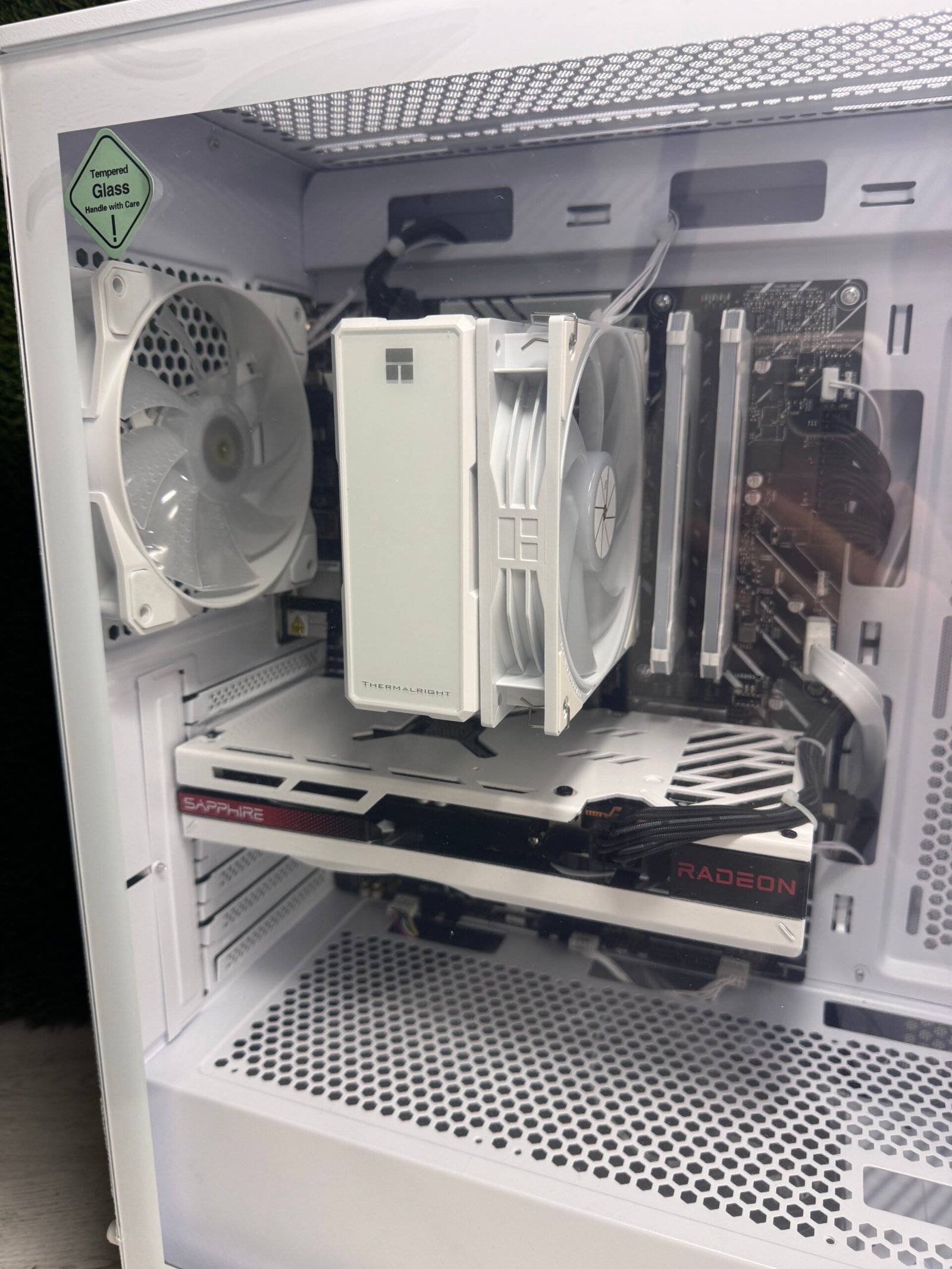 PC GAMING MSI FORGE 320R AIR FLOW WHITE i5-12400F 16GB 1TB SSD + 1TB HDD - EQUIPO NUEVO - Imagen 6