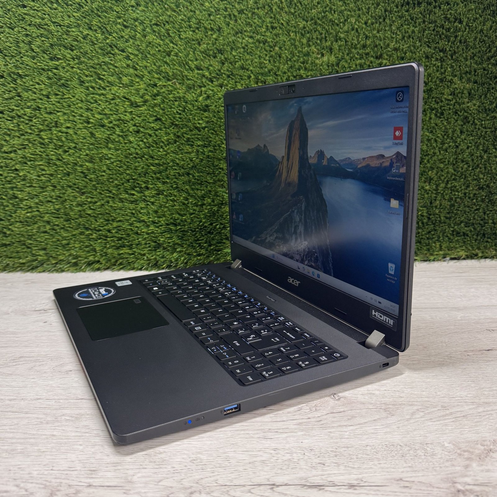 ACER TRAVELMATE P215-52 15.6″ i5 12GB 256GB SSD - Imagen 5