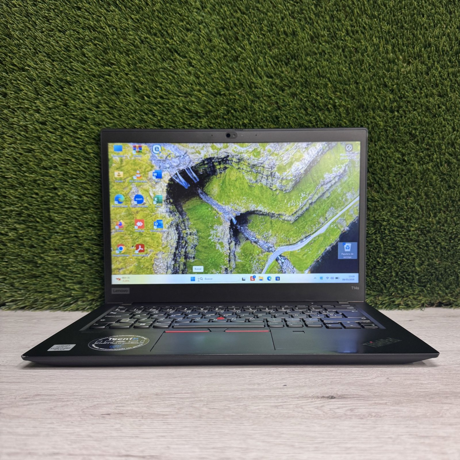 LENOVO THINKPAD T14s G1 14″ táctil i7 32GB 512GB SSD