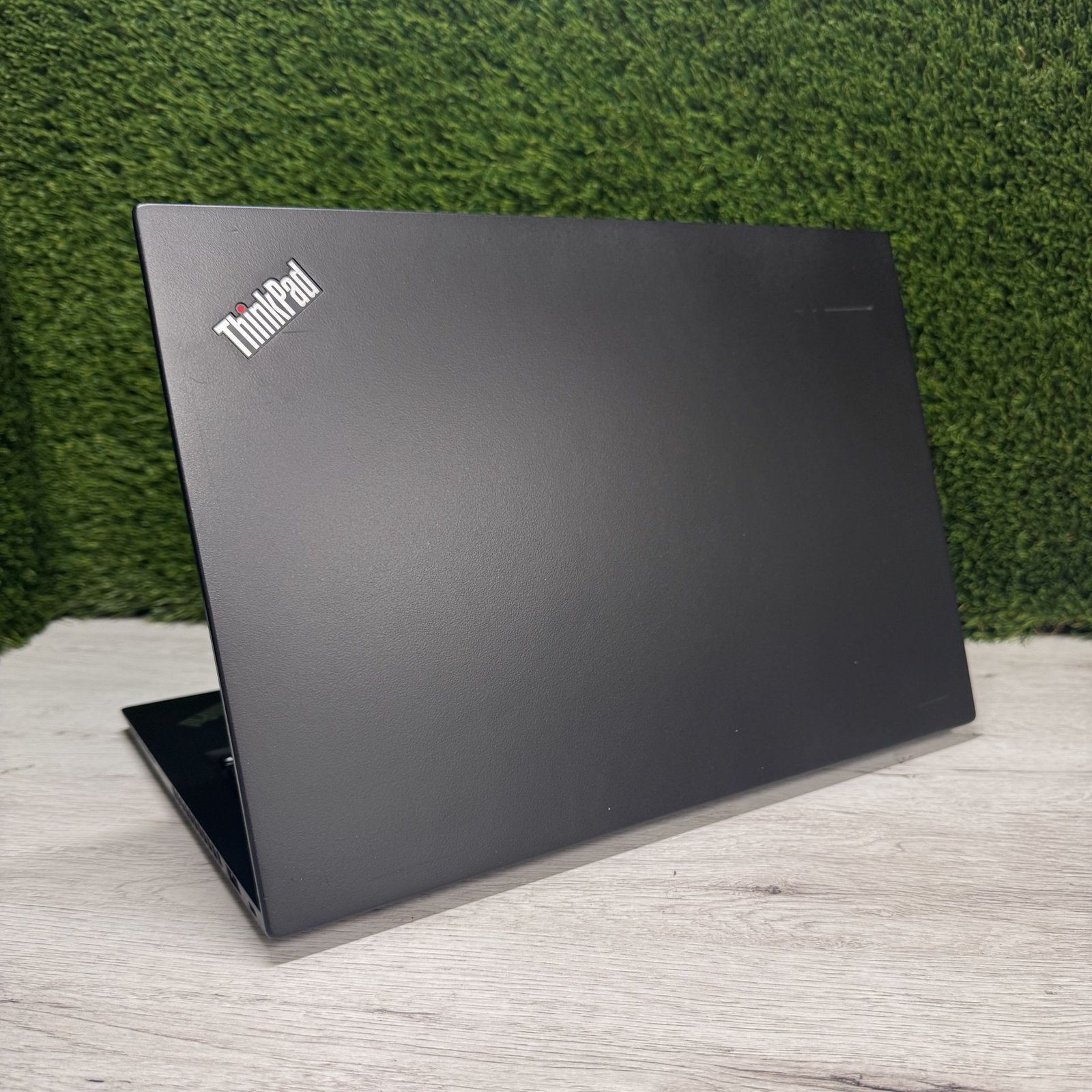 LENOVO THINKPAD T14s G1 14″ táctil i7 32GB 512GB SSD - Imagen 7