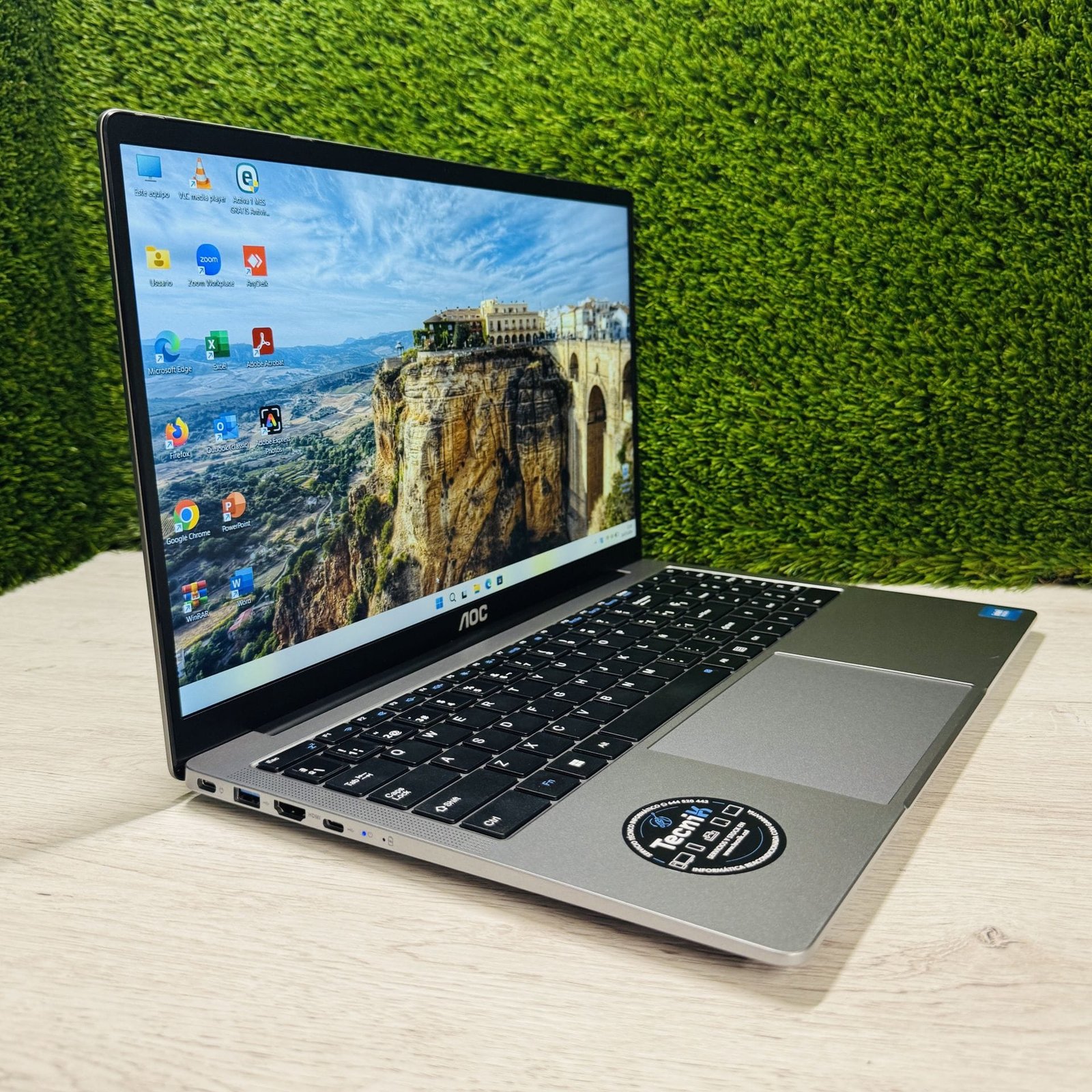 AOC AX15 15.6″ Intel N95 8GB 128GB SSD - Imagen 4